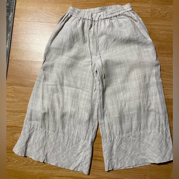 UC- POETRY CROPPED TROUSERS
Garment-dyed linen - Picture 2 of 7